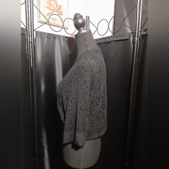 Lane Bryant Acrylic Cropped Cardigan Sweater Short Sleeve Black Women's 22-24 - Picture 4 of 6